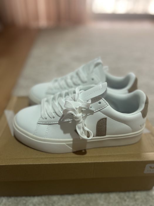 Tenis VEJA tam 37 NOVOS