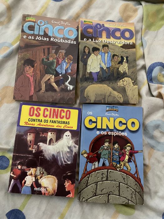 Livros de coleções diversas