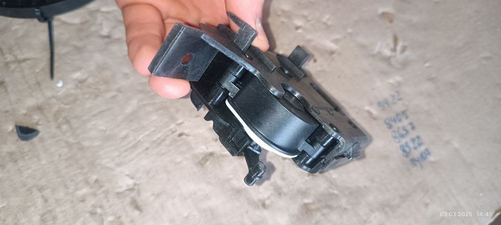 Катафот, Отражатель заднего бампера Jeep Cherokee 2014-2018 Америка