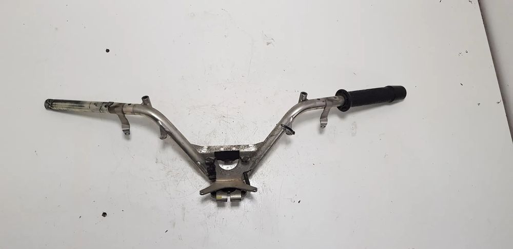 Piaggio MP3 350 HPE 18-22 Kierownica