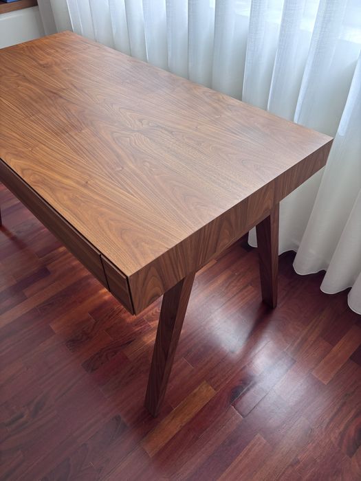 Secretária de Design Escandinavo EMKO 4.9 em Nogueira
