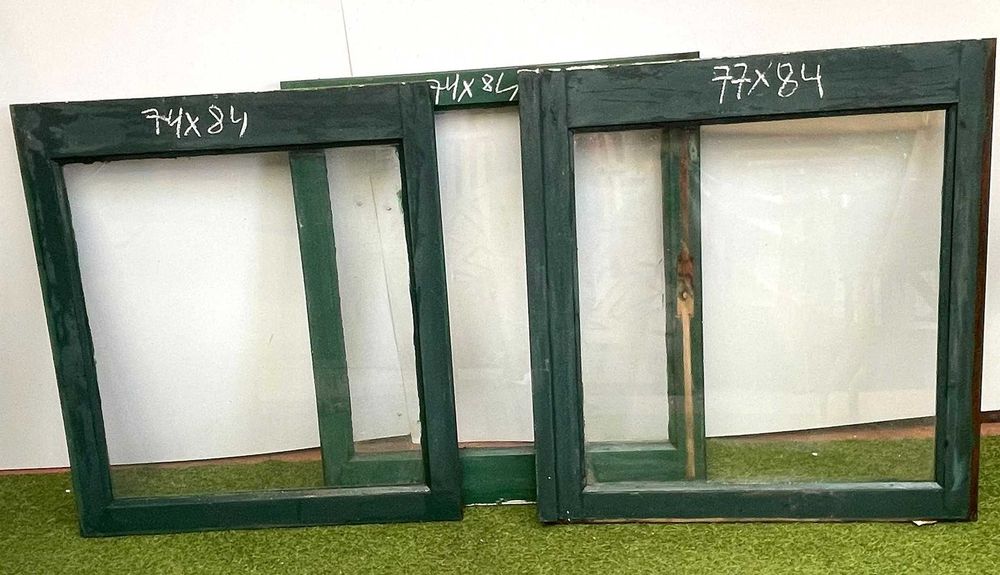 Janelas antigas aptas a serem usadas