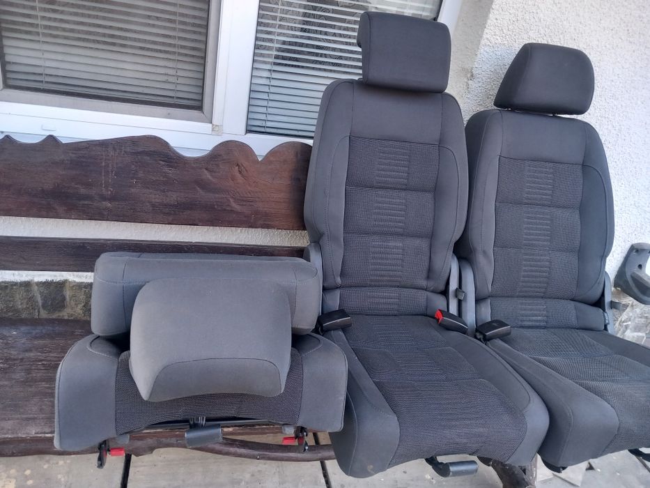 Продам автомобільне сидіння