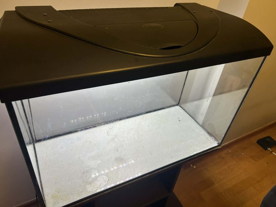 Akwarium 140 L  80*50*35 plus wyposazenie