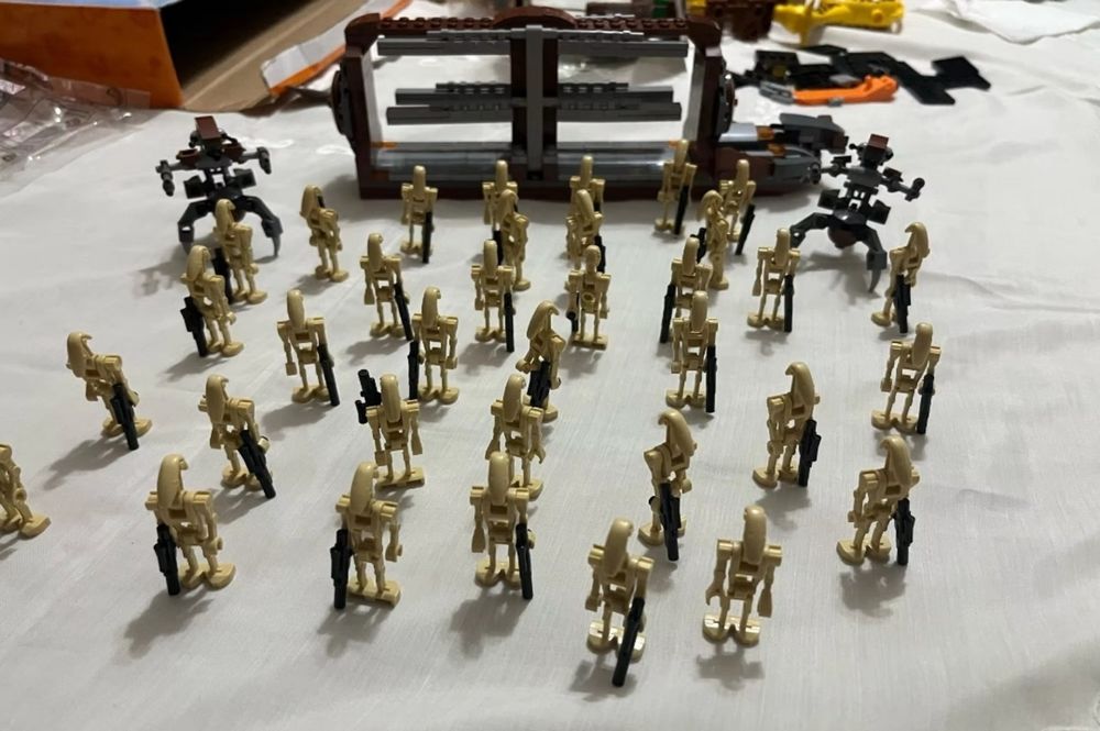 Конструктор Star Wars Авианосец Торговой Федерации  539 шт блоков лего