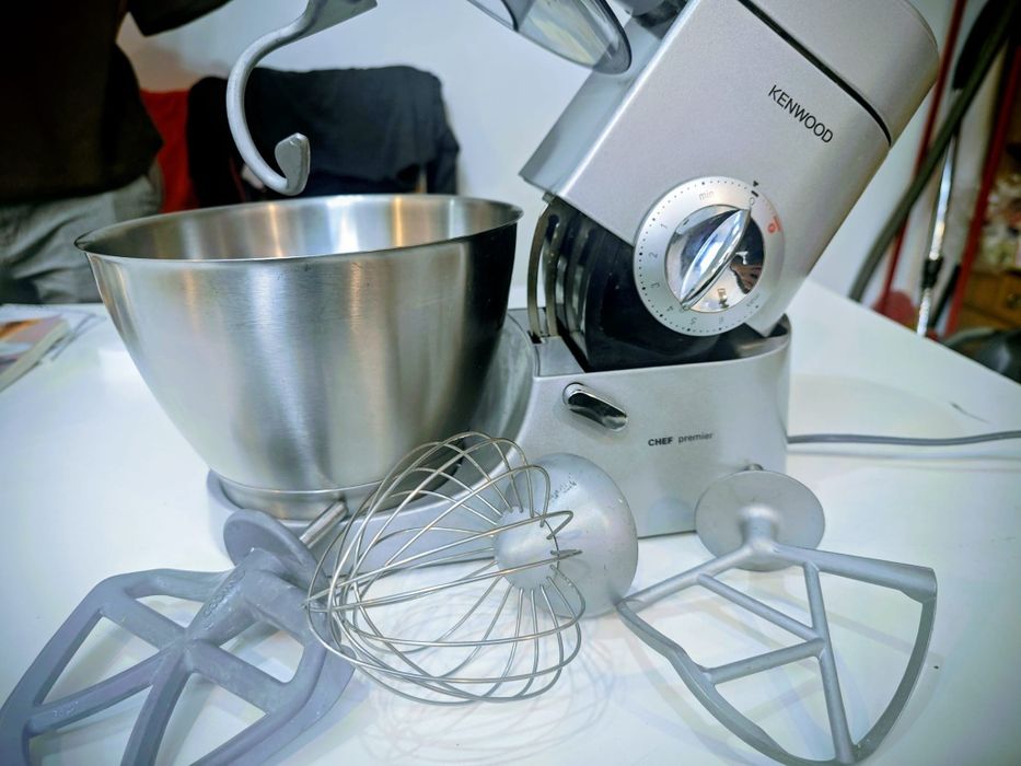 Kenwood robot planetarny Chef Premier 1000W