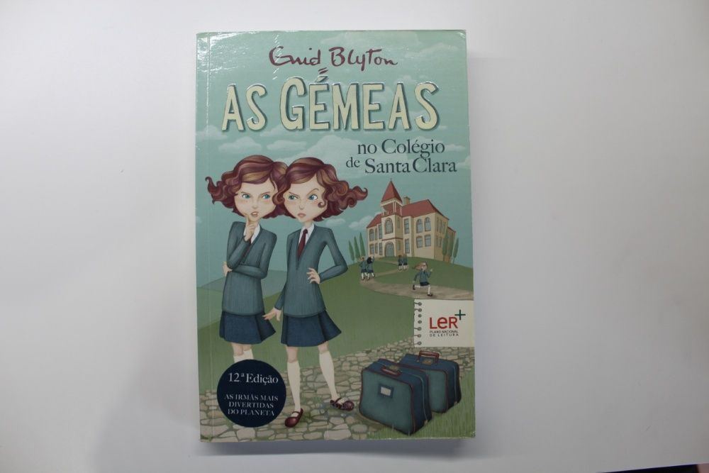 Livro- As gémeas no colégio de Santa Clara