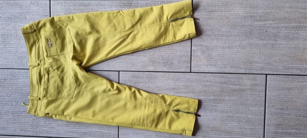 Spodnie marki Elisabetta Franchi kolor żółty rozmiar 42