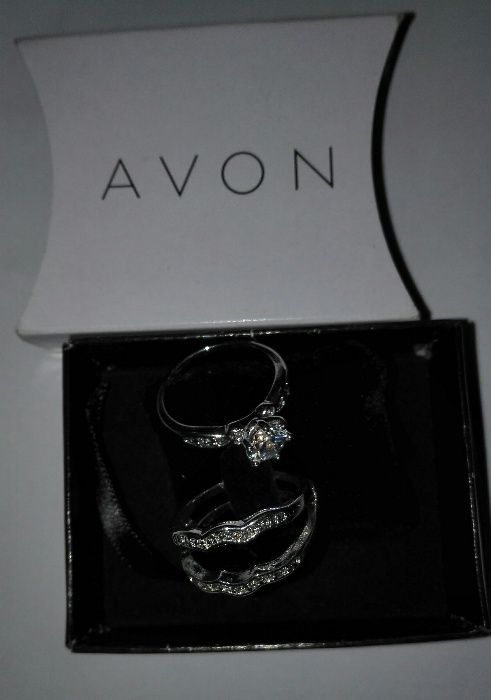 DIA DA MÃE - Anéis banho de prata AVON