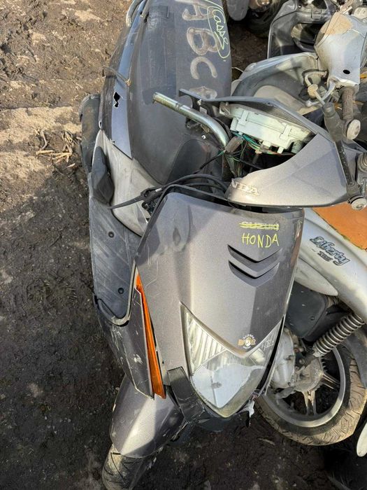 HONDA LEAD SCV 100 silnik częsci lagi lampa moduł gaźnik sprzęgło