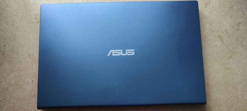 Ноутбук ASUS X515EP