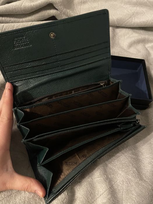 Portfel lakierowany Witchen ze skóry