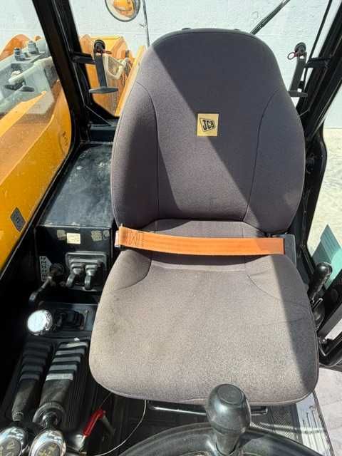 Multicarregadora telescópica JCB 540-140 Matriculada T2