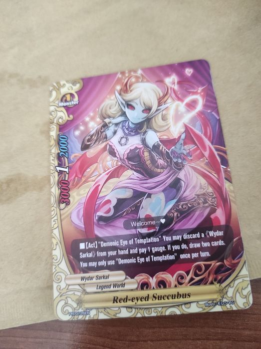 Carta Buddyfight Red-eyed Succubus