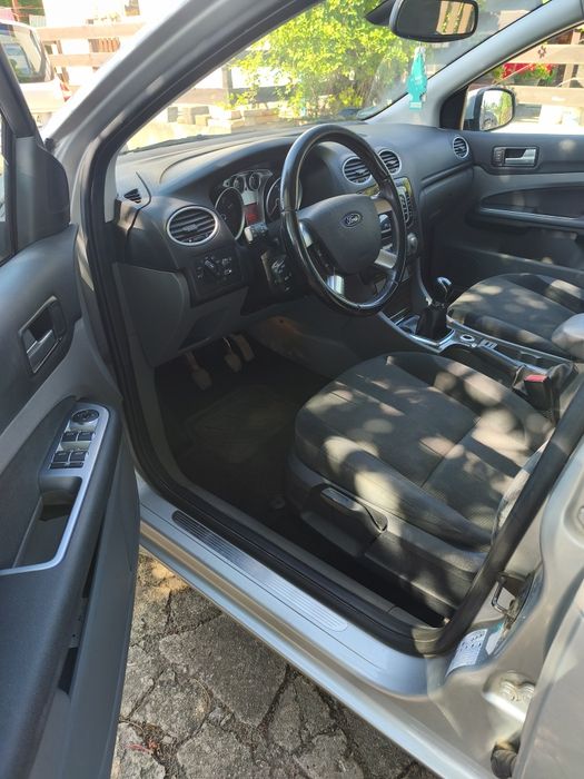 Ford Focus 1.6 16V Ghia