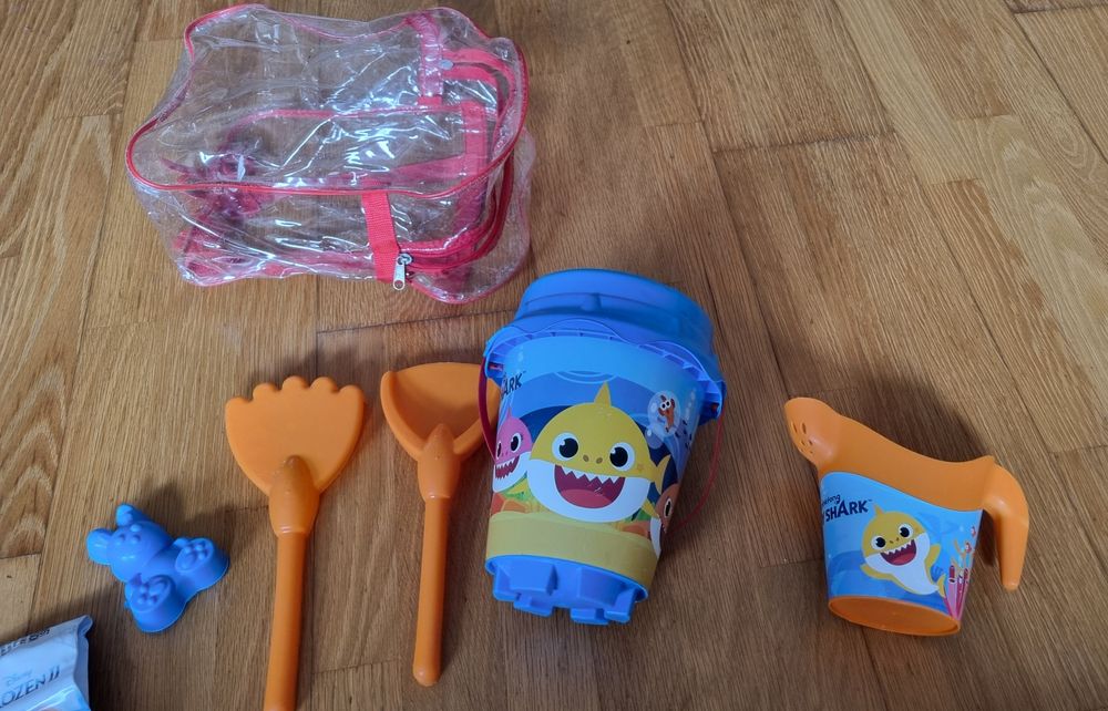 Brinquedos de praia Baby Shark,  balde,braçadeiras, Mochila,unicornio