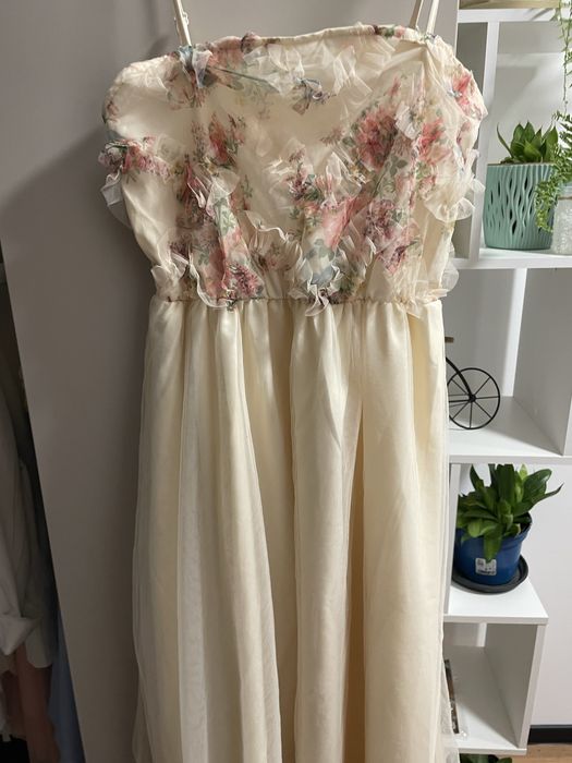 Sukienka  elegancka