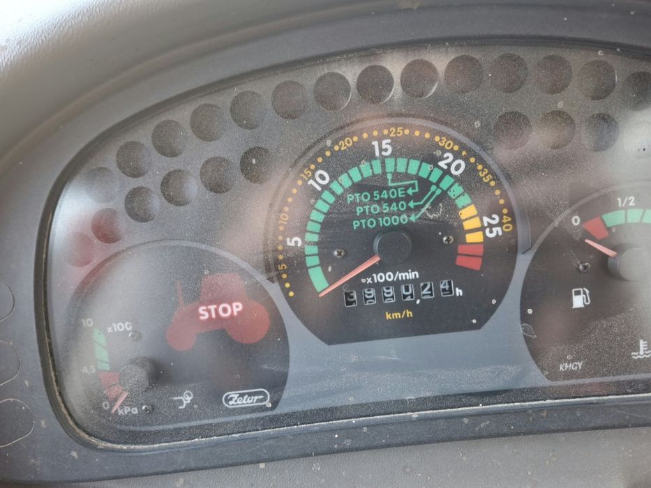 Ciągnik Zetor Proxima 95+