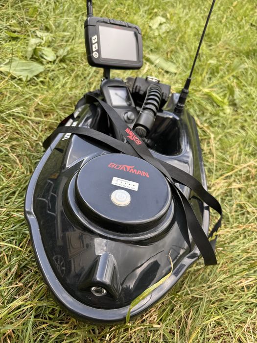 Boatman Actor Pro Echosonda + GPS Black - łódka zanętowa