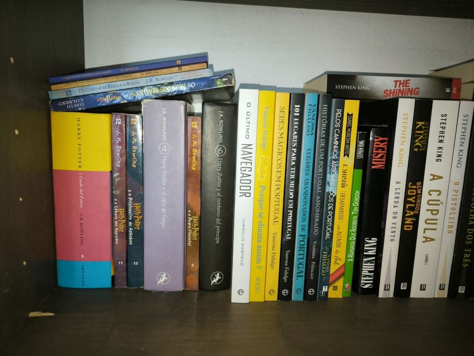 Livros Variados.