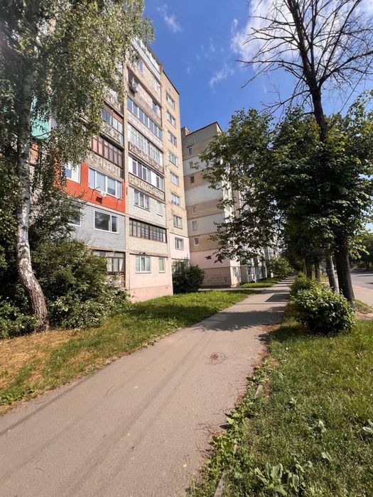 1-кімнатна квартира на Ювілейному — зручне планування та можливість ремонту під себе.