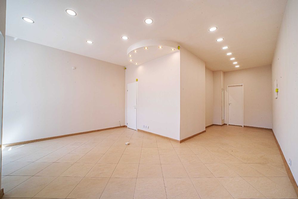 Atrakcyjny lokal użytkowy w sercu bolesławieckiego Rynku na wynajem