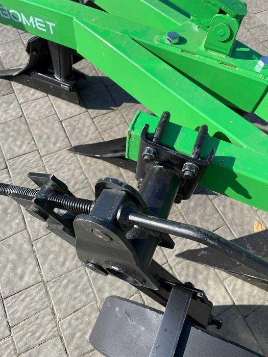 Плуг 3-25 BOMET / ПОЛЬЩА