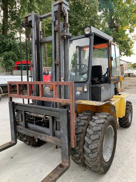Wózek widłowy Widlak DESTA terenowy 3,5 T UDT