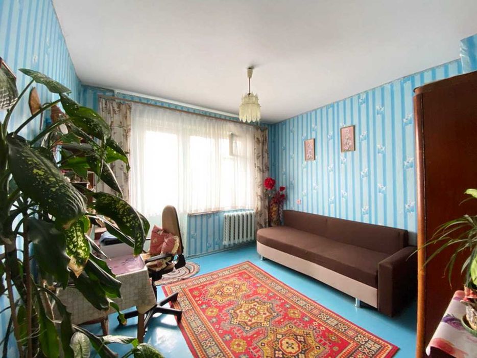 Продаю 2-кімнатну квартиру на Намиві.ц6