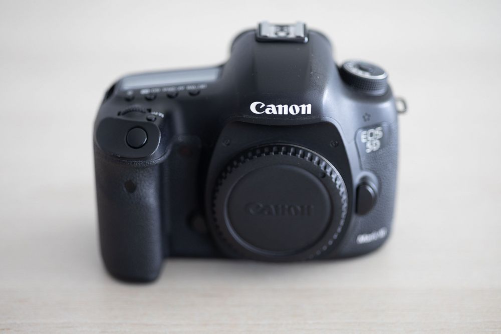 Camera Canon 5D III