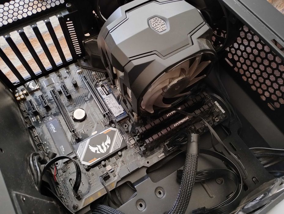 Ryzen 5 3600+ ASUS TUF B450-PRO + HyperX Predator 16Gb (2x8) DDR4 3200