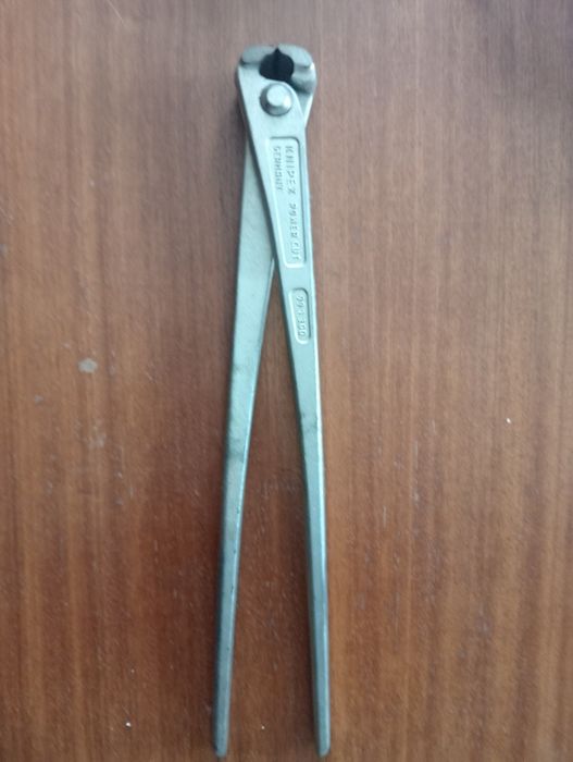 Cęgi zbrojeniowe  KNIPEX