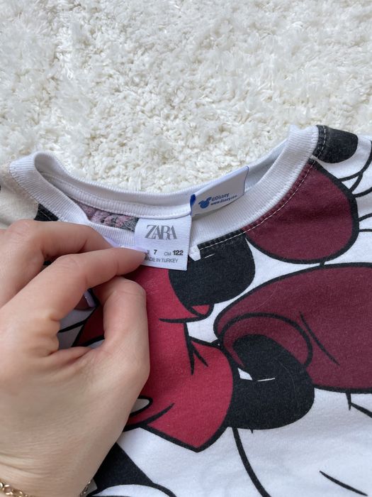 Zara 122 trzy koszulki . Stan idealny