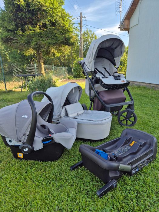 Wózek dziecięcy z fotelikiem samochodowym i bazą ISOFIX