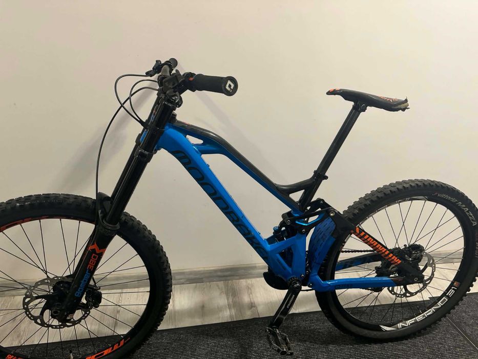 Sprzedam rower downhill Mondraker Summum 2018, koła 27.5"