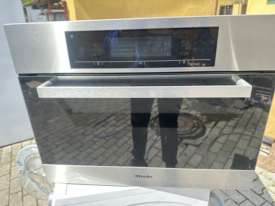 Miele DG5080 духовка