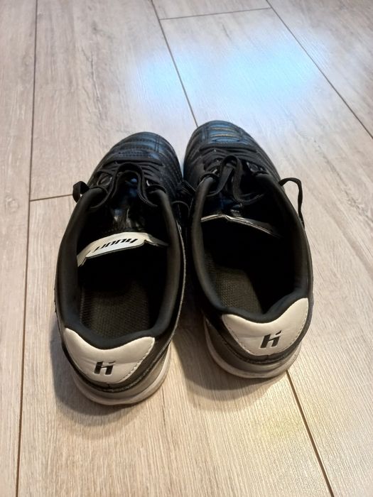 Buty halowe czarne rozmiar 38