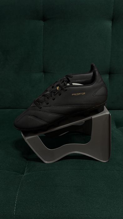 buty męskie piłkarskie firmy Adidas