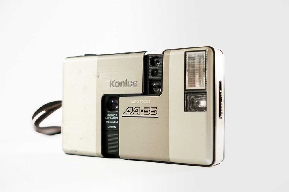 [ŁADNY] Kultowy KONICA Recorder AA-35 kompakt półklatkowy analog z lampą błyskową