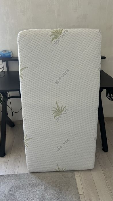 Матрац в дитяче ліжечко