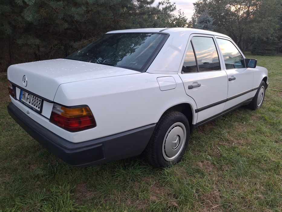 Mercedes Benz W124 230E 1986rok