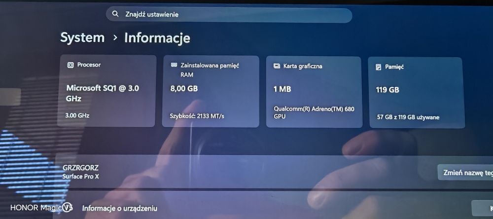 Microsoft Surface Pro x SQ1