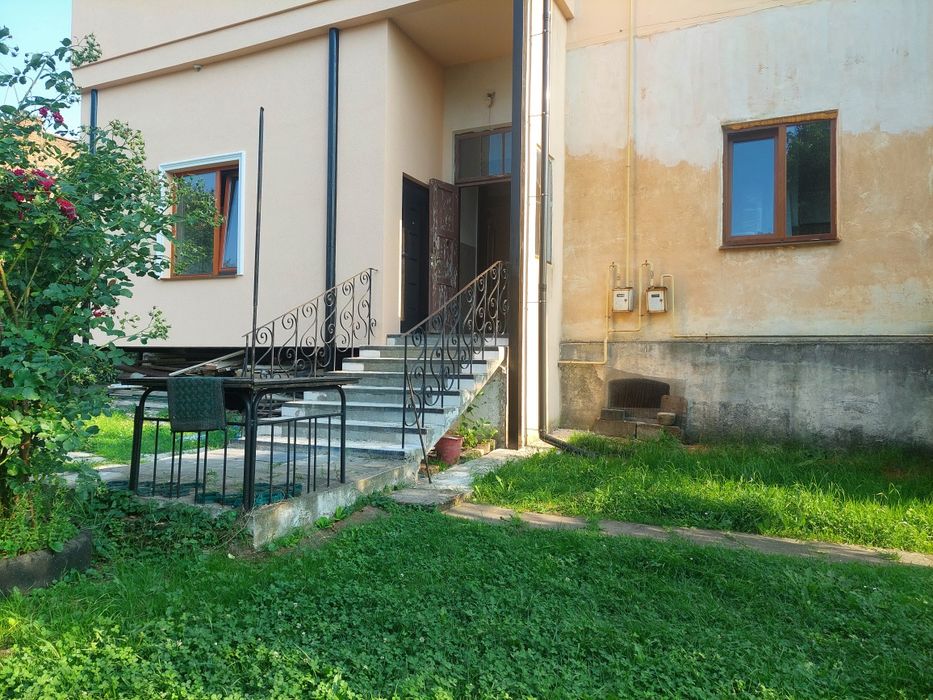 Продаж 2 кім. квартири  79м2 вул. Франка м. Дрогобич