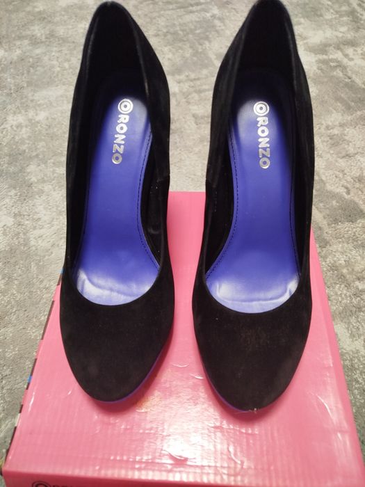 Жіночі туфлі 37,5