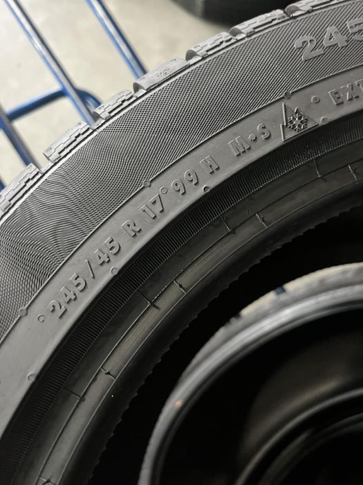 245/45/17 R17 Continental WinterContact TS830P 4шт нові зима