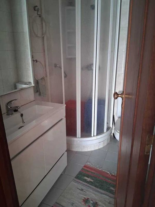 Suite pequena com varanda / contas incluídas