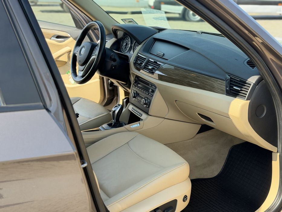 Продам BMW Х1 2012 року