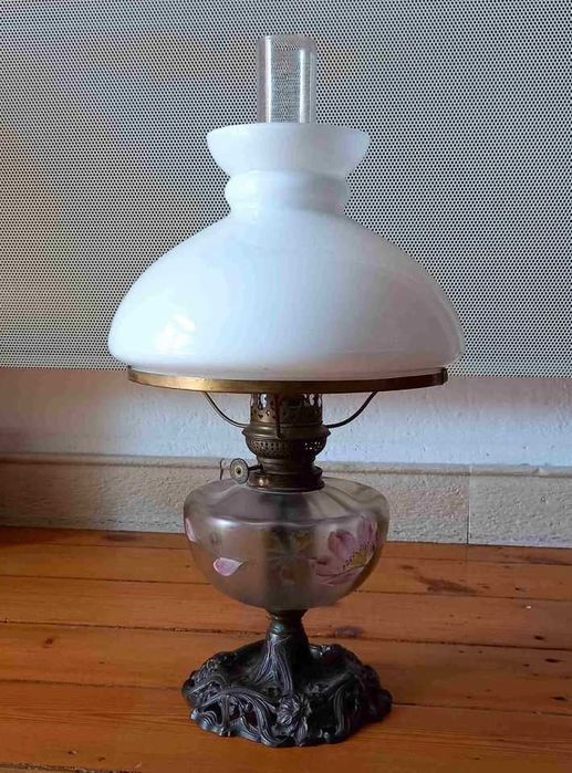 Antyk Secesyjna lampa naftowa