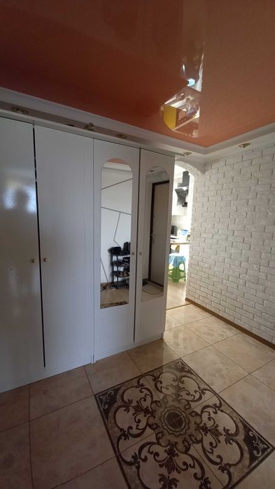 Продається 3-х кімнатна дворівнева квартира в ЖК "Озерки"