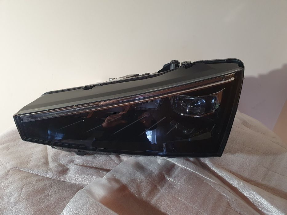 Lampa lewa Skoda Scala full led Europa idealna